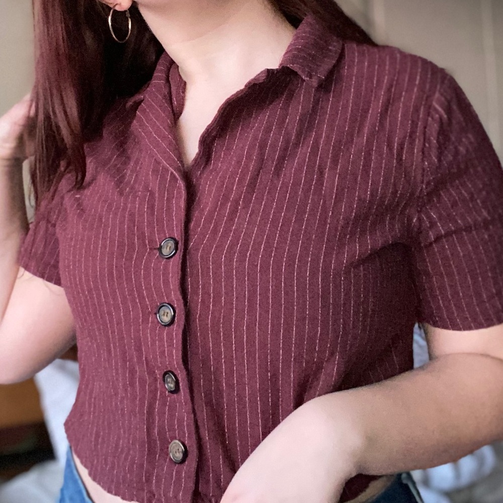 Button up Crop Top - Picture 4 of 4